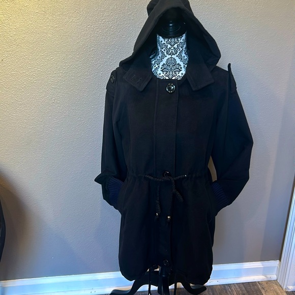 U Bbilang jacket - Picture 1 of 13